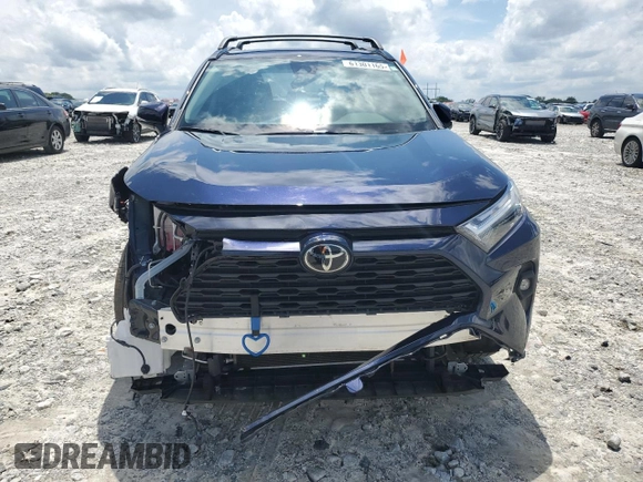 2022 Toyota RAV4 XLE Premium with VIN 2T3C1RFV5NW225650, listed as a Copart auction lot 61301165 with 36,969 mi miles and Salvage title. Bid and sale history available at DreamBid. Image 5.