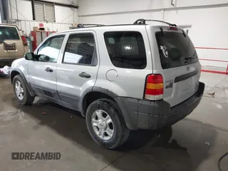 2002 Ford Escape XLT Choice с VIN 1FMYU03192KA45582, выставлен на аукционе IAAI как лот 42219103 с пробегом 245 434 миль миль и . История ставок и продаж доступна на DreamBid. Изображение 3.