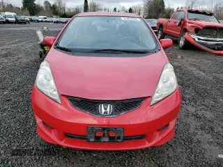 2009 Honda Fit Sport w/Navi with VIN JHMGE88689S063984, listed as a Copart auction lot 47864865 with 151,361 mi miles and Salvage Title. Bid and sale history available at carsss.com. Image 5.