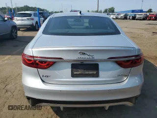 2021 Jaguar XF R-Dynamic SE with VIN SAJBL4GX9MCY88683, listed as a Copart auction lot 71461744 with 36,629 mi miles and Salvage Title. Bid and sale history available at carsss.com. Image 6.