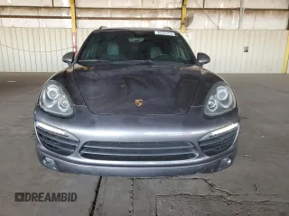 2012 Porsche Cayenne S Hybrid z VIN WP1AE2A27CLA92565, wystawiony jako Copart lot #82221214 z przebiegiem 130 210 mil mil oraz Szkody całkowita. Historia ofert i sprzedaży dostępna na DreamBid. Obrazek 5.