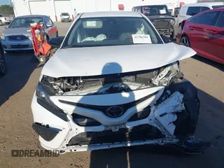 2022 Toyota Camry SE with VIN 4T1T11AK2NU705586, listed as a IAAI auction lot 41706704 with 52,607 mi miles. Bid and sale history available at carsss.com. Image 13.