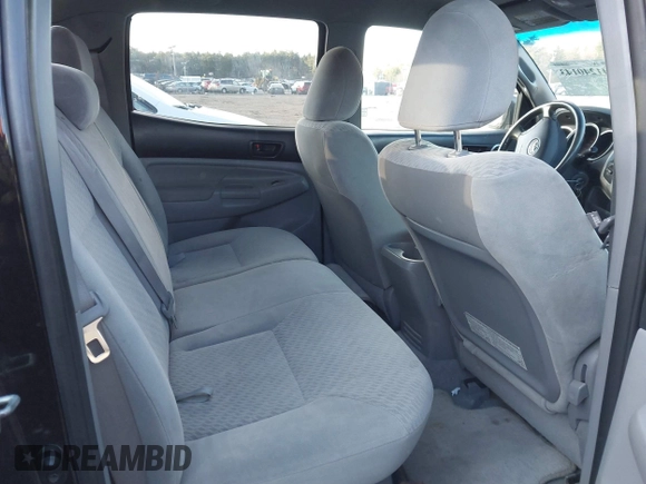 2011 Toyota Tacoma with VIN 3TMMU4FN7BM026448, listed as a IAAI auction lot 41240143 with 79,815 mi miles and . Bid and sale history available at DreamBid. Image 8.