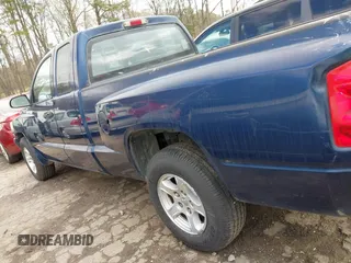 2006 Dodge Dakota ST with VIN 1D7HE22K56S620991, listed as a IAAI auction lot 41824591 with 111,310 mi miles and . Bid and sale history available at DreamBid. Image 14.