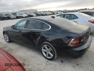 2018 Volvo S90 Momentum with VIN LVY982AK2JP019985, listed as a Copart auction lot 52828415 with 113,029 mi miles and Clean Title. Bid and sale history available at carsss.com. Image 2.