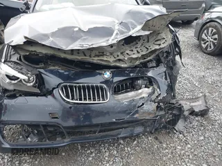 2015 BMW 5 Series 528i z VIN WBA5A5C55FD516330, wystawiony jako IAAI lot #41622021 z przebiegiem 140 455 mil mil oraz . Historia ofert i sprzedaży dostępna na DreamBid. Obrazek 6.