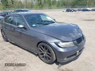 2006 BMW 3 Series 330xi z VIN WBAVD33596KV63626, wystawiony jako IAAI lot #42216115 z przebiegiem 163 803 mil mil oraz . Historia ofert i sprzedaży dostępna na DreamBid. Obrazek 1.