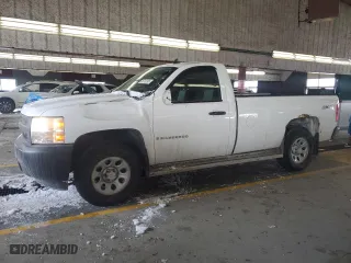 2008 Chevrolet Silverado 1500 Work Truck with VIN 1GCEK14X48Z116550, listed as a Copart auction lot 45712395 with 207,532 mi miles and Salvage Title. Bid and sale history available at carsss.com. Image 1.