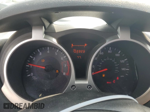 2016 Nissan Juke S z VIN JN8AF5MR3GT608794, wystawiony jako Copart lot #53975335 z przebiegiem 103 323 mil mil oraz Czysty tytuł • Clean title. Historia ofert i sprzedaży dostępna na DreamBid. Obrazek 9.
