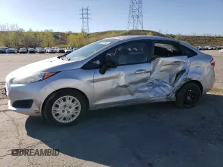 2014 Ford Fiesta S z VIN 3FADP4AJ0EM156125, wystawiony jako Copart lot #55044945 z przebiegiem 91 921 mil mil oraz Szkoda całkowita • Salvage title. Historia ofert i sprzedaży dostępna na DreamBid. Obrazek 1.