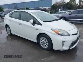 2013 Toyota Prius z VIN JTDKN3DPXD3037290, wystawiony jako IAAI lot #41725698 z przebiegiem 165 580 mil mil oraz . Historia ofert i sprzedaży dostępna na DreamBid. Obrazek 1.