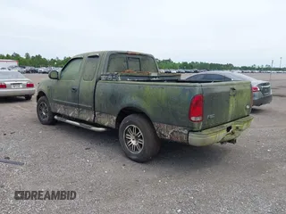 2001 Ford F-150 XL z VIN 1FTRX17L21NA34986, wystawiony jako IAAI lot #42334380 z przebiegiem Nie podano mil oraz . Historia ofert i sprzedaży dostępna na DreamBid. Obrazek 3.