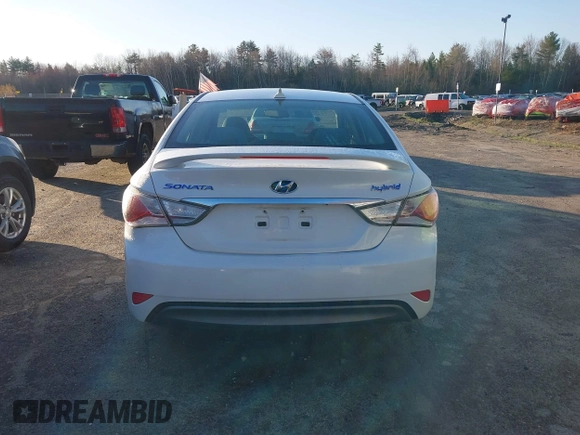 2013 Hyundai Sonata Hybrid with VIN KMHEC4A45DA065198, listed as a IAAI auction lot 42137511 with 219,500 mi miles. Bid and sale history available at carsss.com. Image 15.