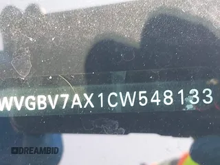 2012 Volkswagen Tiguan SE z VIN WVGBV7AX1CW548133, wystawiony jako IAAI lot #42403164 z przebiegiem 139 083 mil mil oraz . Historia ofert i sprzedaży dostępna na DreamBid. Obrazek 9.