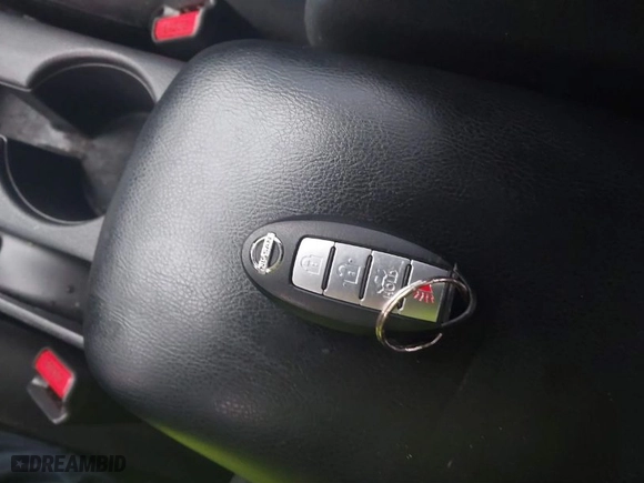 2014 Nissan Sentra SV with VIN 3N1AB7AP8EY240335, listed as a IAAI auction lot 41425022 with 120,418 mi miles. Bid and sale history available at carsss.com. Image 11.