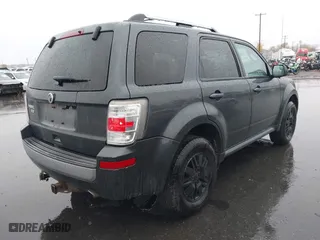 2010 Mercury Mariner Premier with VIN 4M2CN9H7XAKJ22840, listed as a IAAI auction lot 40911471 with 258,893 mi miles. Bid and sale history available at carsss.com. Image 4.