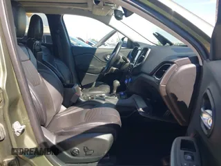 2019 Jeep Cherokee Limited with VIN 1C4PJMDX2KD225218, listed as a IAAI auction lot 41816358 with 90,744 mi miles. Bid and sale history available at carsss.com. Image 5.