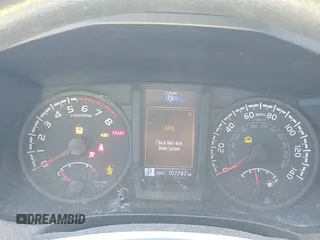 2020 Toyota Tacoma SR with VIN 5TFRX5GN1LX177797, listed as a IAAI auction lot 41882427 with 107,787 mi miles and . Bid and sale history available at DreamBid. Image 7.