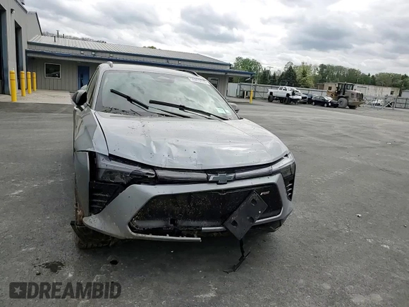 2024 Chevrolet Blazer EV eAWD RS z VIN 3GNKDCRJ9RS186595, wystawiony jako Copart lot #56853035 z przebiegiem Nie podano mil oraz Szkoda całkowita • Salvage title. Historia ofert i sprzedaży dostępna na DreamBid. Obrazek 14.