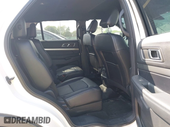 2018 Ford Explorer XLT z VIN 1FM5K7D80JGC69581, wystawiony jako IAAI lot #42310703 z przebiegiem 41 350 mil mil oraz . Historia ofert i sprzedaży dostępna na DreamBid. Obrazek 8.