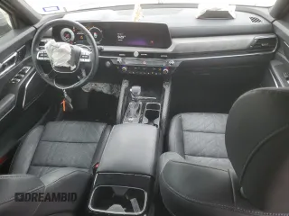 2024 Kia Telluride SX X-Line z VIN 5XYP5DGC2RG425587, wystawiony jako Copart lot #51669275 z przebiegiem 22 560 mil mil oraz Szkody całkowita. Historia ofert i sprzedaży dostępna na DreamBid. Obrazek 8.