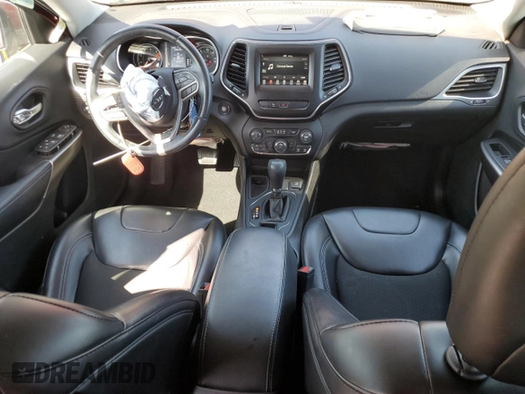 2019 Jeep Cherokee Latitude Plus z VIN 1C4PJLLB7KD308143, wystawiony jako Copart lot #61505205 z przebiegiem 94 897 mil mil oraz Szkoda całkowita • Salvage title. Historia ofert i sprzedaży dostępna na DreamBid. Obrazek 8.