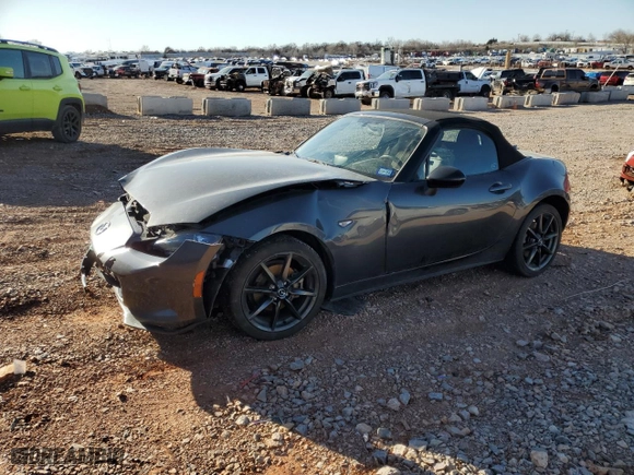 2017 Mazda MX-5 Miata Club with VIN JM1NDAC70H0123852, listed as a Copart auction lot 47812105 with 54,259 mi miles and Salvage Title. Bid and sale history available at carsss.com. Image 1.