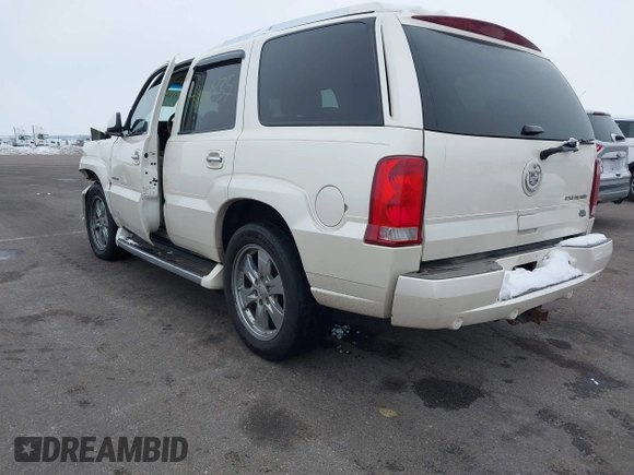 2006 Cadillac Escalade z VIN 1GYEK63N36R149382, wystawiony jako IAAI lot #41164835 z przebiegiem Nie podano mil oraz . Historia ofert i sprzedaży dostępna na DreamBid. Obrazek 3.