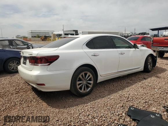 2013 Lexus LS 460 z VIN JTHBL5EF2D5115068, wystawiony jako Copart lot #50638275 z przebiegiem 84 817 mil mil oraz Szkoda całkowita • Salvage title. Historia ofert i sprzedaży dostępna na DreamBid. Obrazek 3.