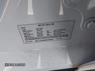 2020 Tesla Model Y Long Range with VIN 5YJYGDEE2LF044811, listed as a IAAI auction lot 41839136 with 68,445 mi miles and . Bid and sale history available at DreamBid. Image 9.