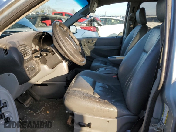 2006 Chrysler Town & Country LWB Touring with VIN 2A4GP54L16R608968, listed as a Copart auction lot 88060355 with 180,276 mi miles and Non Repairable. Bid and sale history available at carsss.com. Image 7.