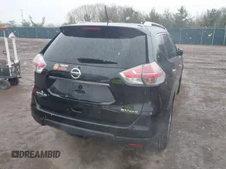 2016 Nissan Rogue SV with VIN KNMAT2MV0GP736497, listed as a IAAI auction lot 41726100 with 151,339 mi miles. Bid and sale history available at carsss.com. Image 4.