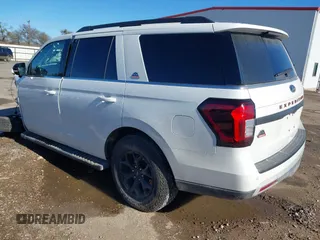 2022 Ford Expedition Timberline with VIN 1FMJU1RT0NEA35624, listed as a IAAI auction lot 41284527 with 22,992 mi miles. Bid and sale history available at carsss.com. Image 3.