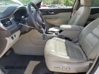 2017 GMC Acadia Denali z VIN 1GKKNXLS8HZ313793, wystawiony jako Copart lot #58252205 z przebiegiem 85 495 mil mil oraz Szkoda całkowita • Salvage title. Historia ofert i sprzedaży dostępna na DreamBid. Obrazek 7.