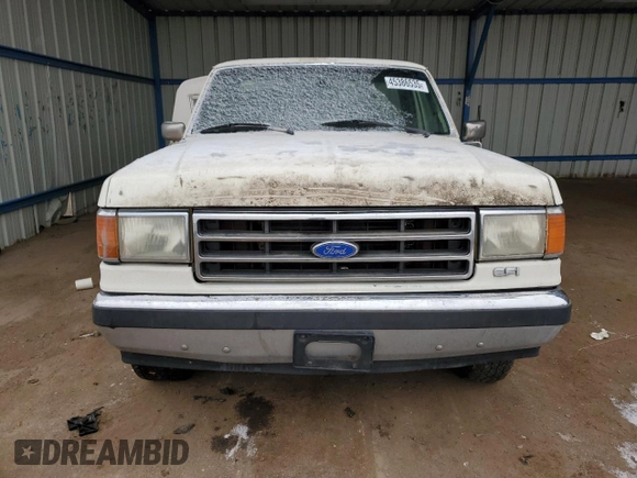 1990 Ford F-150 with VIN 1FTDF15Y7LKA50939, listed as a Copart auction lot 45386535 with 79,153 mi miles and Clean Title. Bid and sale history available at carsss.com. Image 5.
