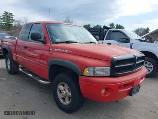 2001 Dodge Ram 1500 with VIN 3B7HF13Z41G184843, listed as a IAAI auction lot 42077306 with 221,379 mi miles. Bid and sale history available at carsss.com. Image 1.