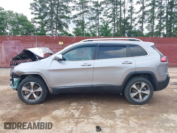 2020 Jeep Cherokee Limited with VIN 1C4PJMDX3LD531197, listed as a IAAI auction lot 42128640 with 98,104 mi miles and . Bid and sale history available at DreamBid. Image 15.
