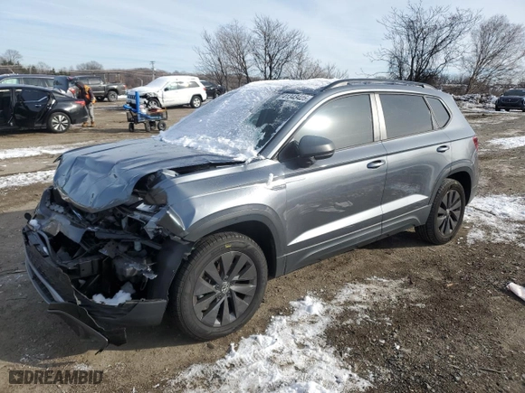 2022 Volkswagen Taos S with VIN 3VVAX7B23NM048945, listed as a Copart auction lot 41343425 with 60,923 mi miles and Salvage Title. Bid and sale history available at carsss.com. Image 1.