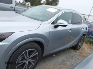 2024 Lexus RX 350 z VIN JTJCHMAA4R2017497, wystawiony jako IAAI lot #42151491 z przebiegiem 17 707 mil mil oraz . Historia ofert i sprzedaży dostępna na DreamBid. Obrazek 15.