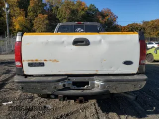2005 Ford F-250 XL with VIN 1FTSW21565EA71954, listed as a Copart auction lot 76708144 with 229,182 mi miles and Salvage title. Bid and sale history available at DreamBid. Image 6.