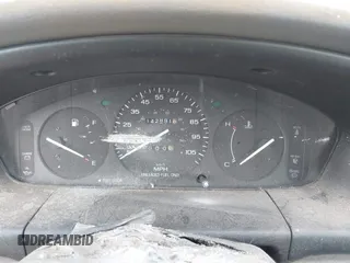 1997 Ford Aspire z VIN KNJLT05H1V6223510, wystawiony jako IAAI lot #41606132 z przebiegiem 142 891 mil mil oraz . Historia ofert i sprzedaży dostępna na DreamBid. Obrazek 7.
