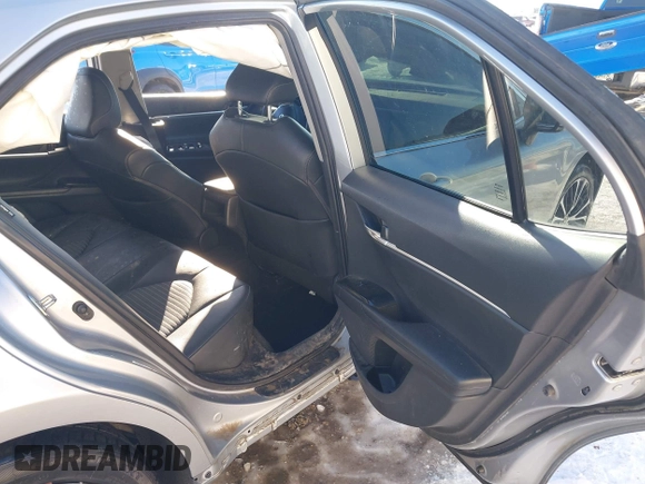 2020 Toyota Camry SE z VIN 4T1G11BK0LU016837, wystawiony jako IAAI lot #41313586 z przebiegiem Nie podano mil oraz . Historia ofert i sprzedaży dostępna na DreamBid. Obrazek 8.