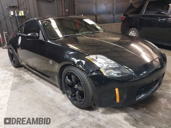 2005 Nissan 350Z Touring with VIN JN1AZ34E45M653631, listed as a IAAI auction lot 41689560 with 147,635 mi miles. Bid and sale history available at carsss.com. Image 1.