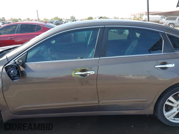 2014 Nissan Altima SL with VIN 1N4BL3AP9EC284477, listed as a IAAI auction lot 41403427 with 100,437 mi miles and . Bid and sale history available at DreamBid. Image 14.
