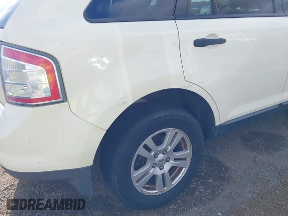 2007 Ford Edge SE z VIN 2FMDK36C57BB54819, wystawiony jako IAAI lot #42267972 z przebiegiem 130 661 mil mil oraz . Historia ofert i sprzedaży dostępna na DreamBid. Obrazek 6.
