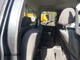2019 Chevrolet Silverado 1500 LT with VIN 2GCVKPEC5K1140418, listed as a IAAI auction lot 42126724 with 113,381 mi miles and . Bid and sale history available at DreamBid. Image 8.