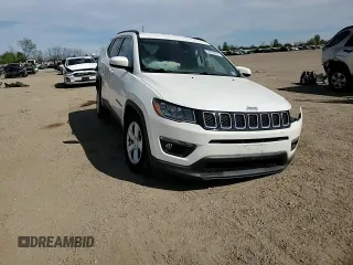 2019 Jeep Compass Latitude z VIN 3C4NJDBB4KT704264, wystawiony jako Copart lot #56062825 z przebiegiem 59 078 mil mil oraz Szkoda całkowita • Salvage title. Historia ofert i sprzedaży dostępna na DreamBid. Obrazek 13.