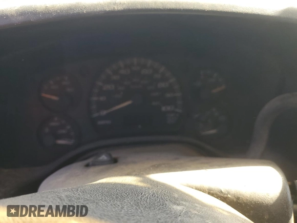 2003 Chevrolet Express Cargo z VIN 1GCFG15X531108386, wystawiony jako Copart lot #50409364 z przebiegiem Nie podano mil oraz Szkoda całkowita • Salvage title. Historia ofert i sprzedaży dostępna na DreamBid. Obrazek 9.