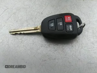 2017 Toyota Camry XLE z VIN 4T1BF1FK9HU699893, wystawiony jako IAAI lot #33158588 z przebiegiem 139 476 mil mil oraz . Historia ofert i sprzedaży dostępna na DreamBid. Obrazek 11.