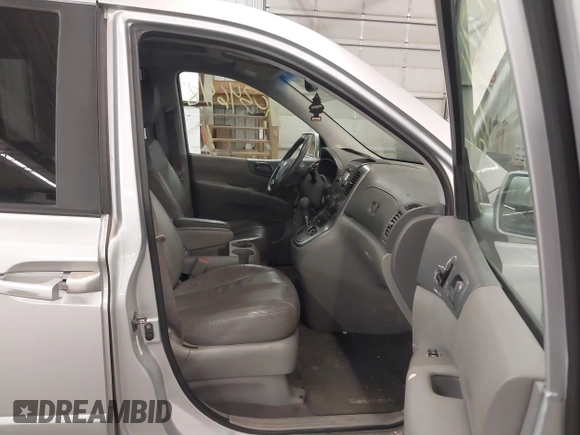 2008 Kia Sedona LX with VIN KNDMB233186199386, listed as a IAAI auction lot 42034648 with 216,874 mi miles and . Bid and sale history available at carsss.com. Image 5.